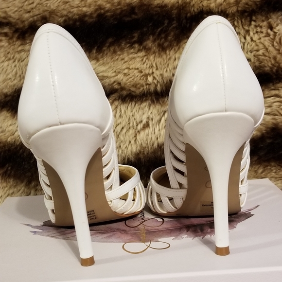 High heels - Picture 4 of 4